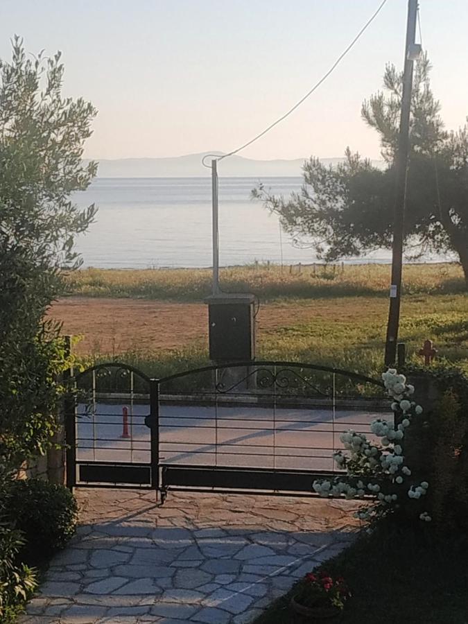 Studios Galanis Afytos Exterior photo